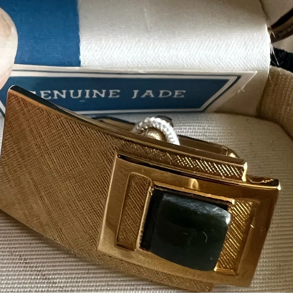 BEAUX ARTS Swank Genuine Jade Mens Cuff Links
